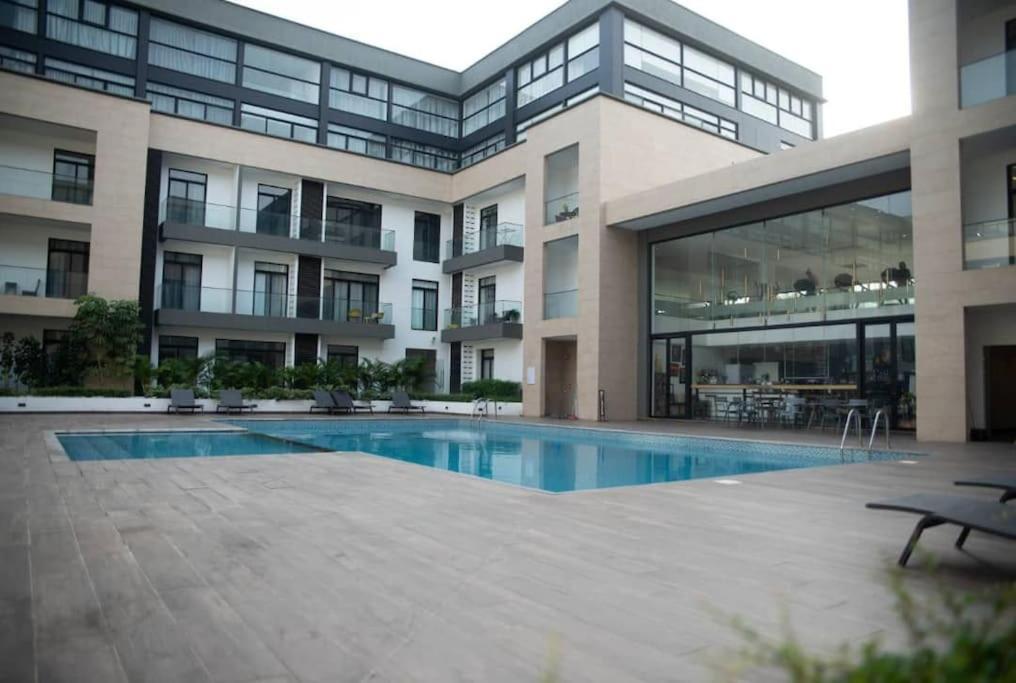 Pool View Apartment @Embassy Gardens Accra Eksteriør bilde